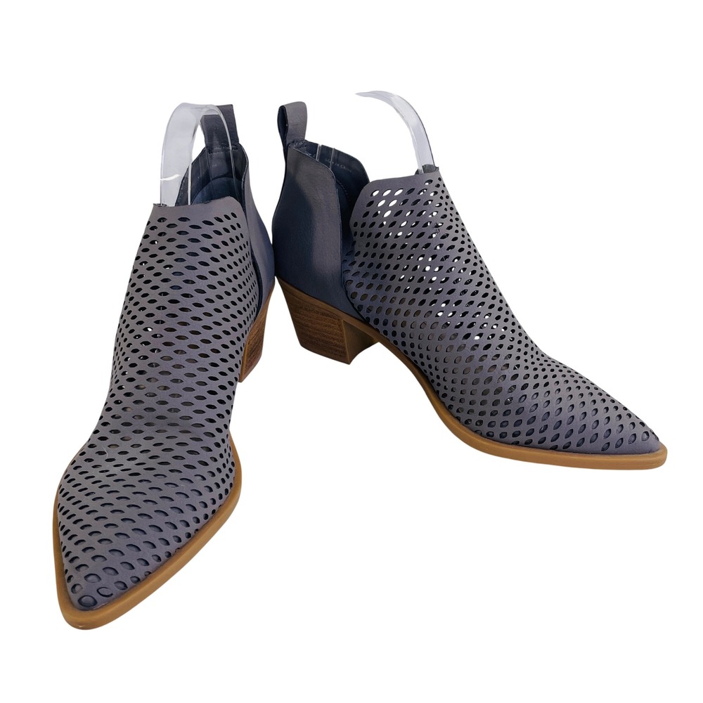Dolce Vita Gray Perforated Leather Pointed Toe V-Cut Ankle Booties Womens 8